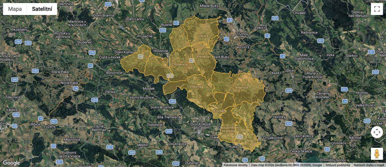 Mapa regionu Podkrkonoší se žlutě vyznačenými hranicemi obcí. Google, Data map ©2026 Google.